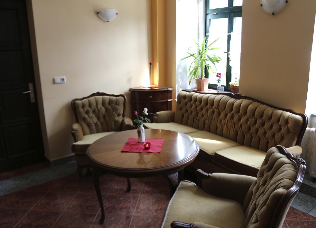 Gasthaus & Pension "Zur Rose" Веймар Екстер'єр фото